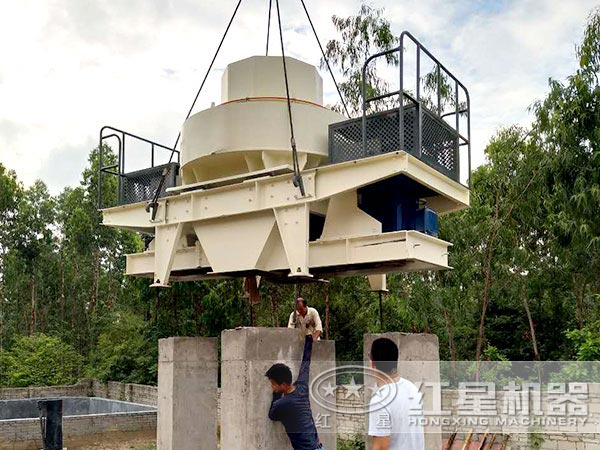 時產350噸制砂生產線安裝現場 時產350噸制砂生產線安裝現場