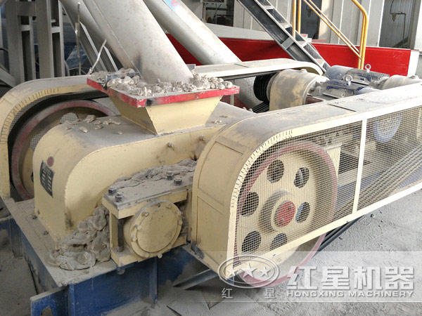 對輥式破碎機作業現場 對輥式破碎機作業現場