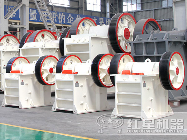 規格型號不同的顎式破碎機 規格型號不同的顎式破碎機