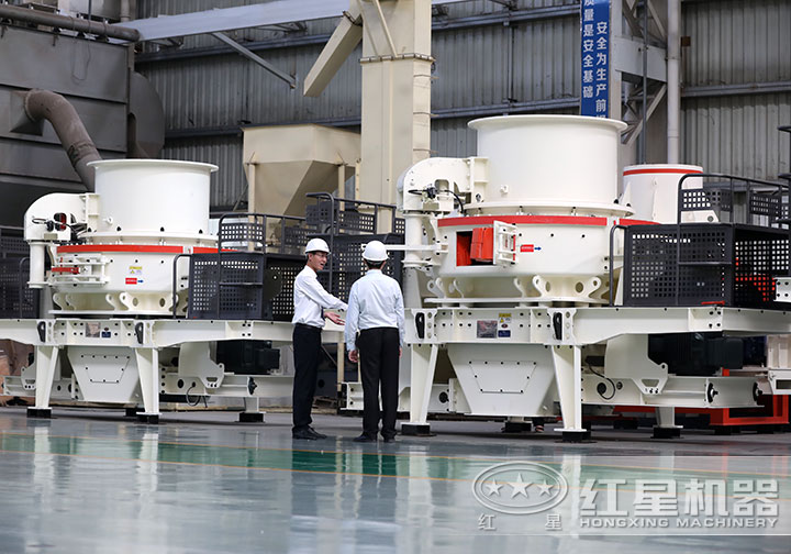 來廠參觀設備的用戶 來廠參觀設備的用戶