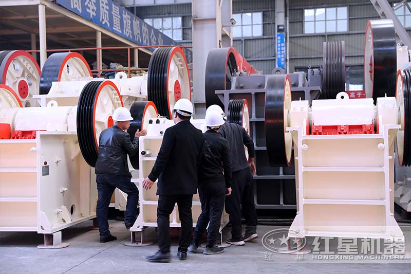 沙子粉碎機(jī)粗碎設(shè)備_顎破 沙子粉碎機(jī)粗碎設(shè)備_顎破